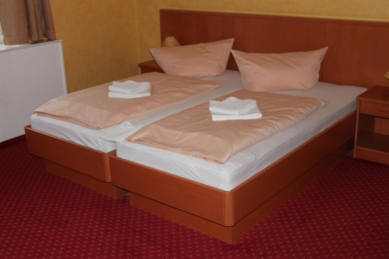La Rustica Altstadthotel Вернигероде Экстерьер фото